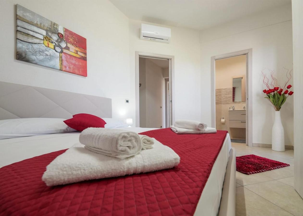 Casa Vacanze Il Mandorlo ชิคลี ภายนอก รูปภาพ