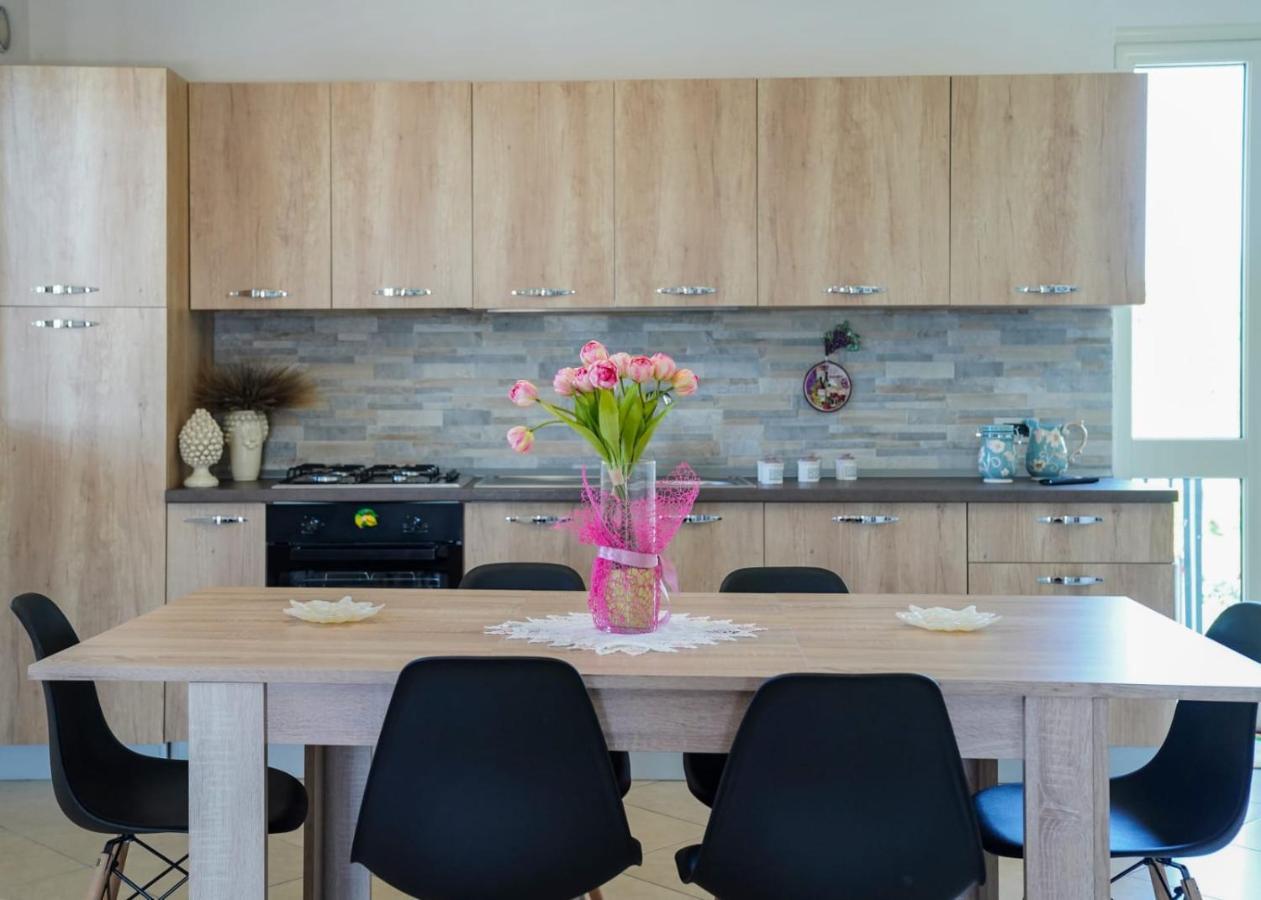 Casa Vacanze Il Mandorlo ชิคลี ภายนอก รูปภาพ